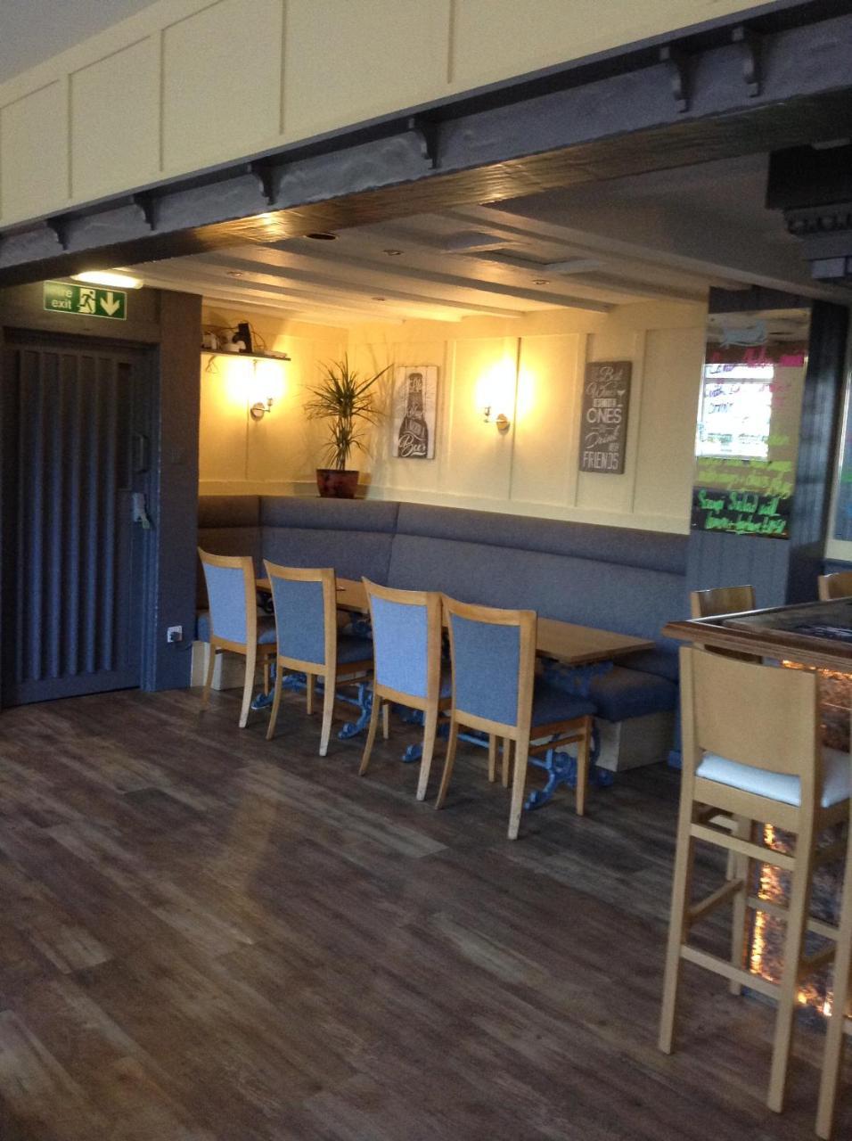 Hotel The Bear On The Square Millom Exterior foto